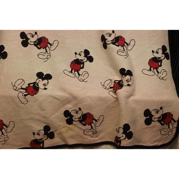 Beacon Blankets Mickey Mouse 55" x 65" Cotton Throw Blanket Red White Navy Blue - Picture 3 of 12